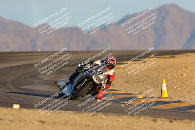 media/Dec-16-2023-CVMA (Sat) [[bb38a358a2]]/Race 13 Amateur Supersport Middleweight/